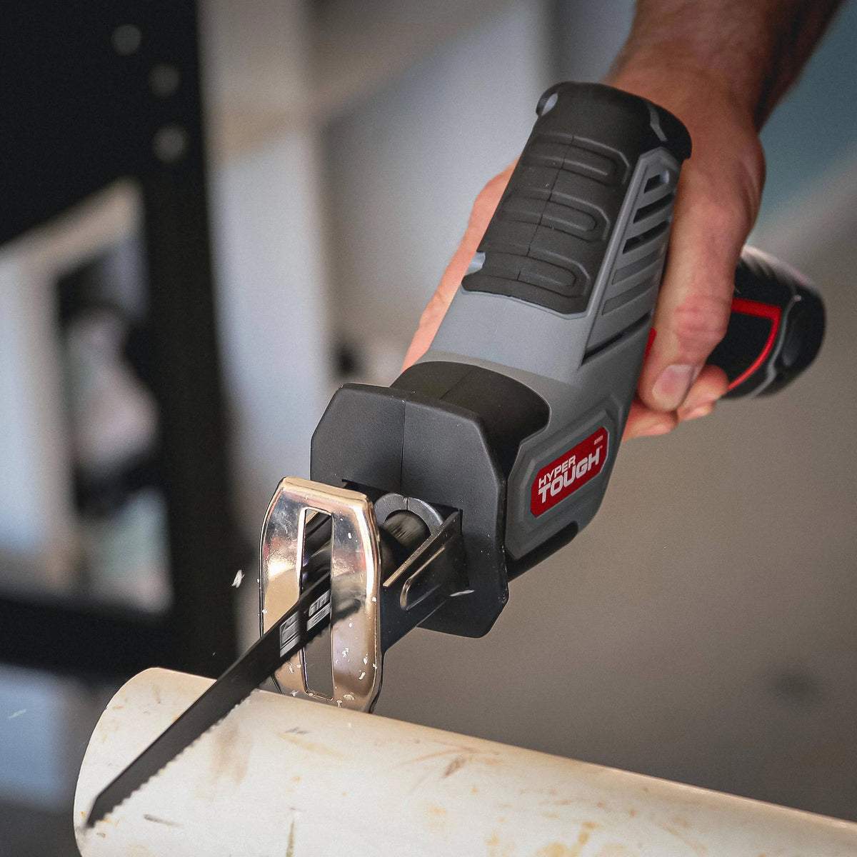 12V Max Lithium-Ion Compact Reciprocating Saw with Battery and Charger P711628