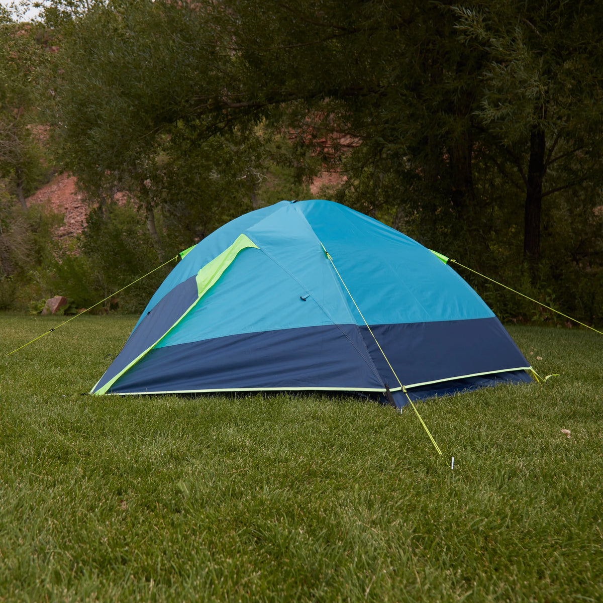 2-Person Backpacking Tent O4695