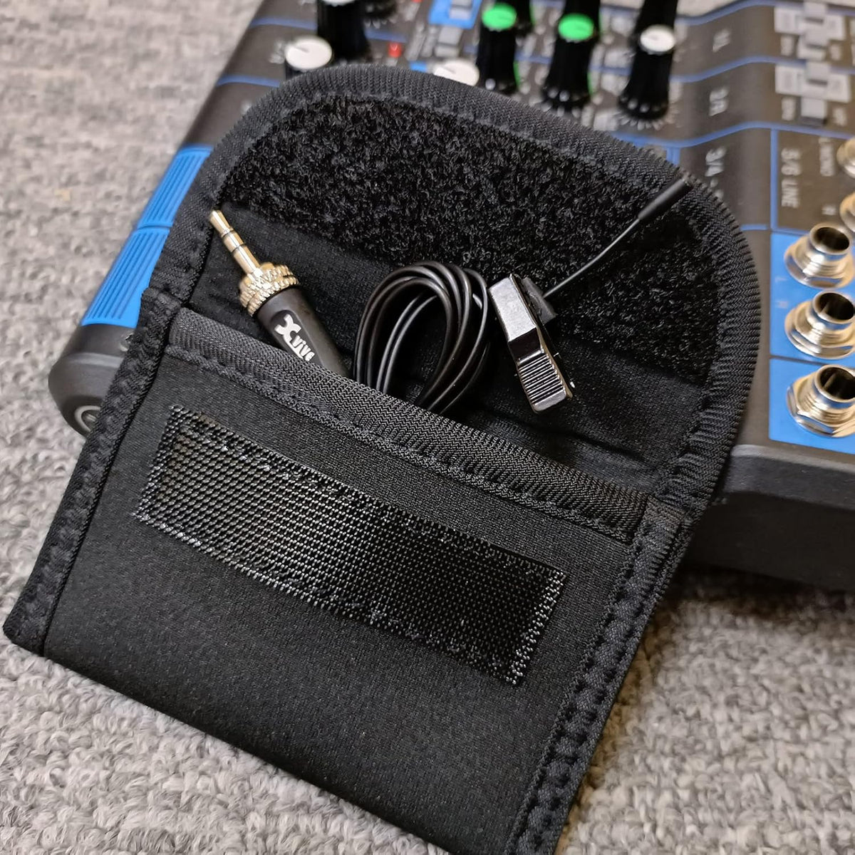Wearable Microphone for Wireless Lavalier Microphone System M772127