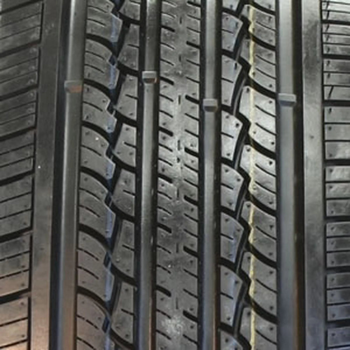 All Season 215/70R15 98T Passenger Tire X15422