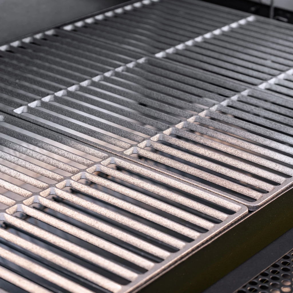 Charcoal Grill and Offset Smoker L770