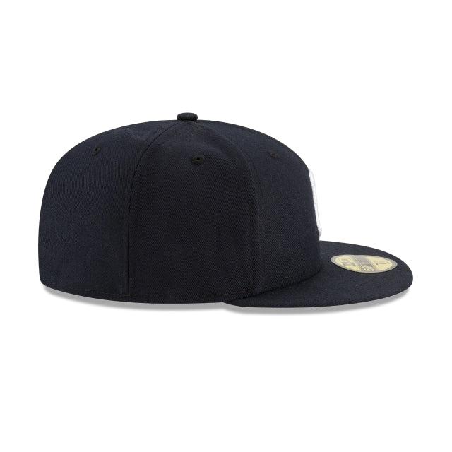 Fitted Hat J9688