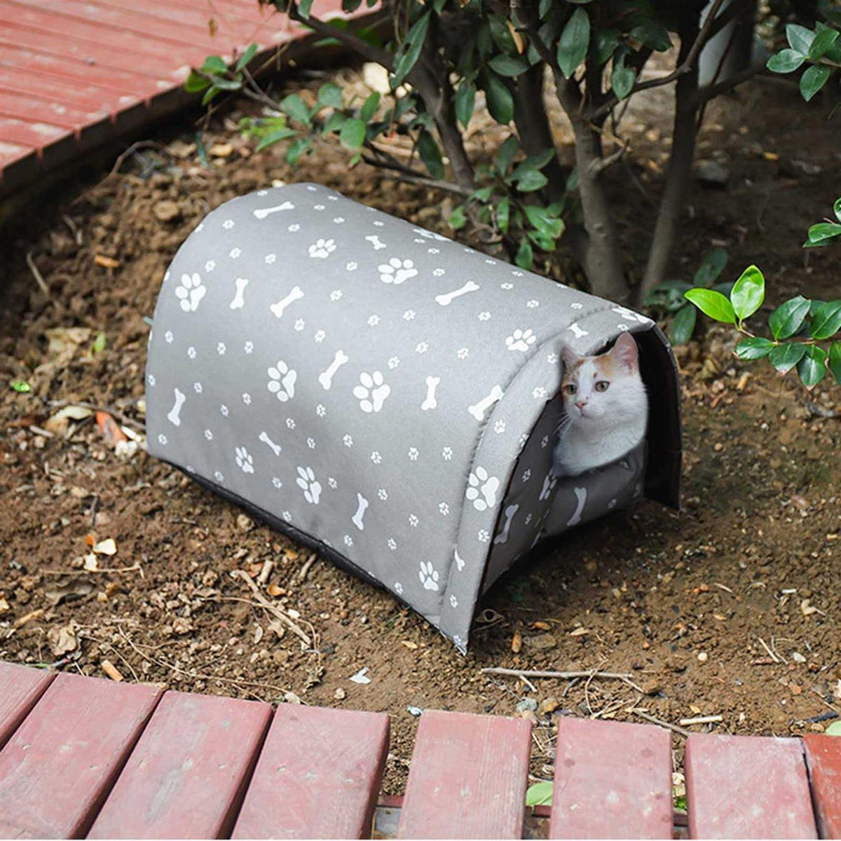 Outdoor Foldable Cotton Filled Cat House K9901
